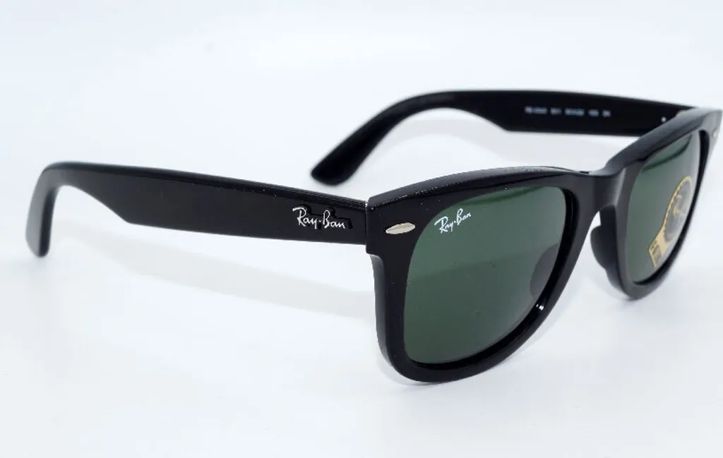 Ray-Ban Wayfarer RB4340 601 Taille 50 - Lunettes de Soleil Noir Brillant
