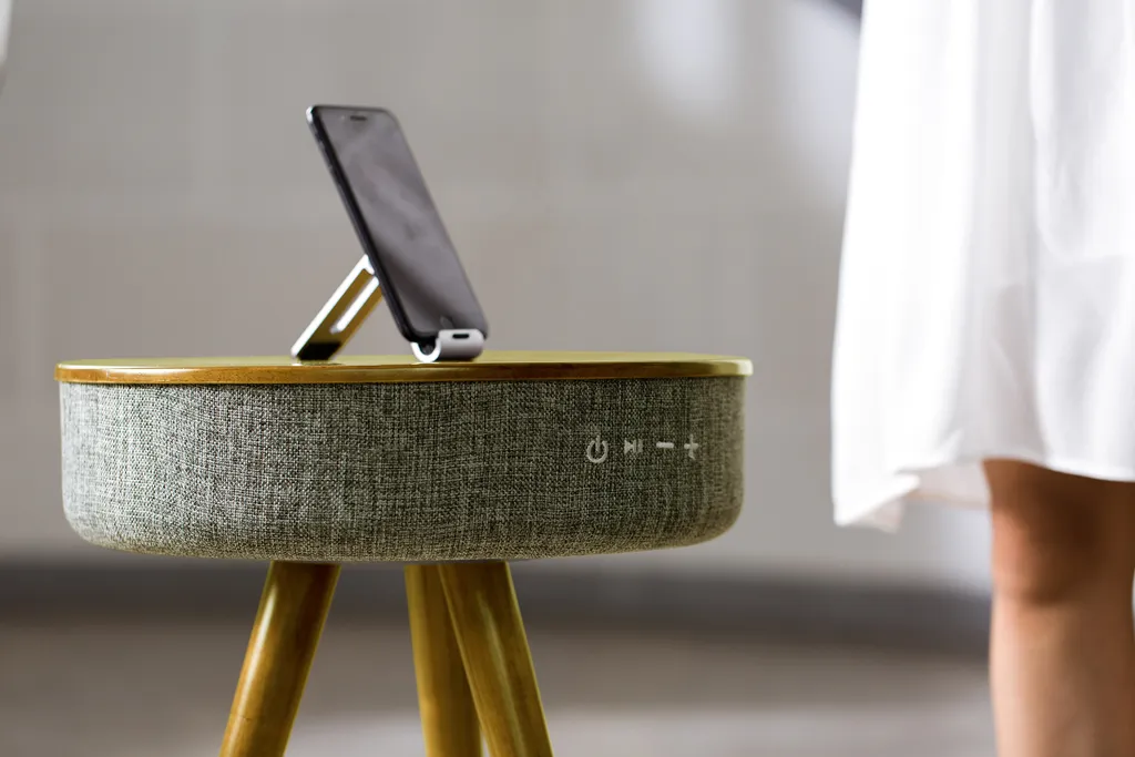 Table de Chevet Connectée avec Enceinte Bluetooth Salora AirTable 88W