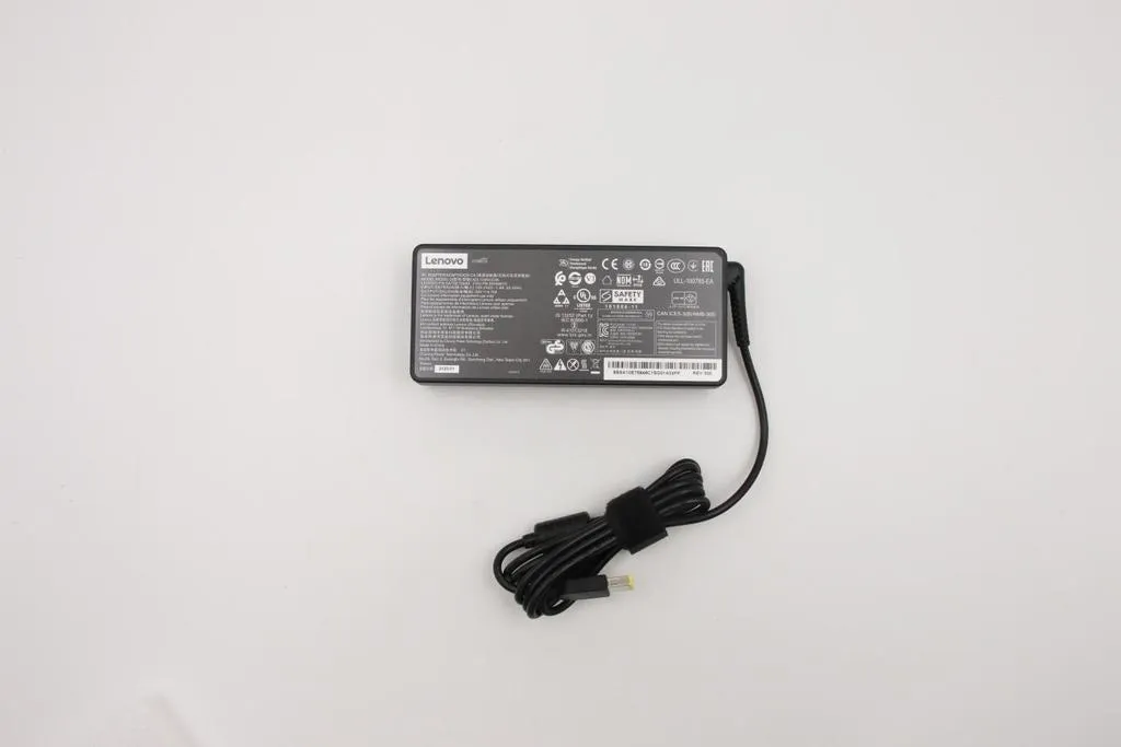 Lenovo AC-Adapter 135 Watt 20VDC 3 Pin (00HM670)