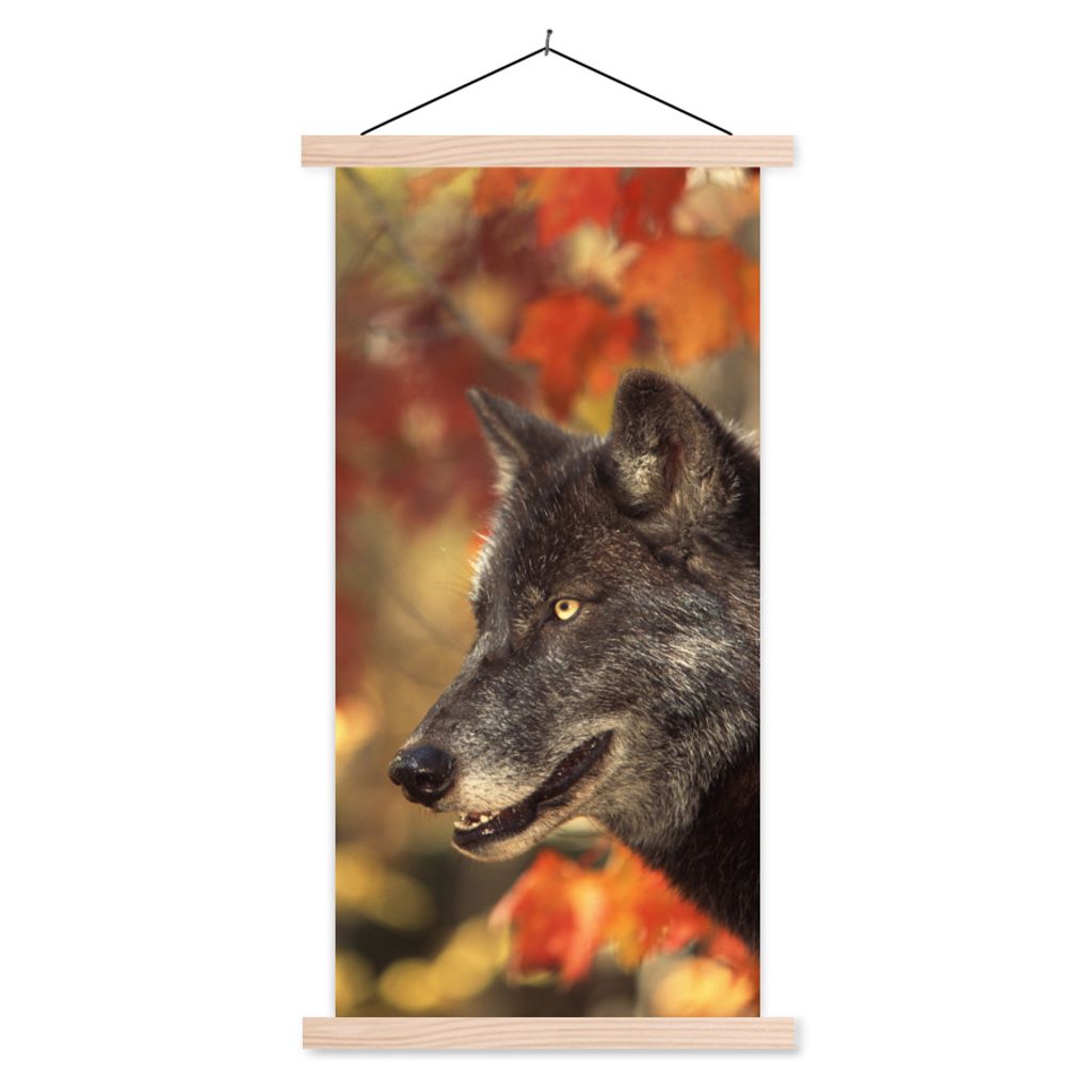 MuchoWow Textilposter Wolf - Nahaufnahme - Blätter 40x80 cm mit holzfarbenen Rahmen - Wohnzimmer