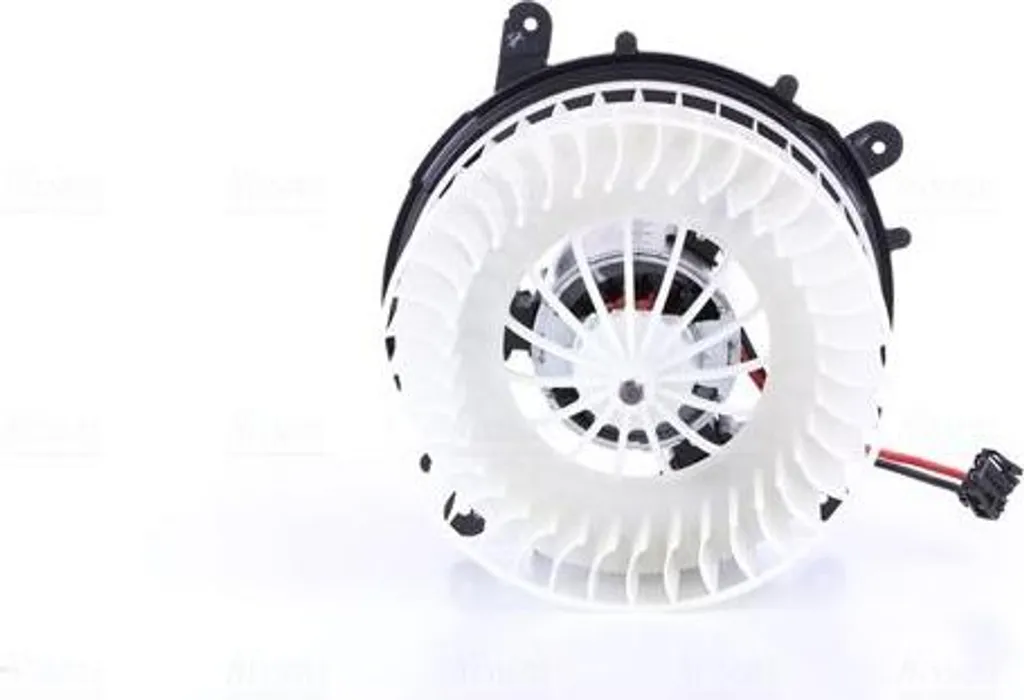 Moteur de ventilation de chauffage Classe S : fini la buée et les pannes
