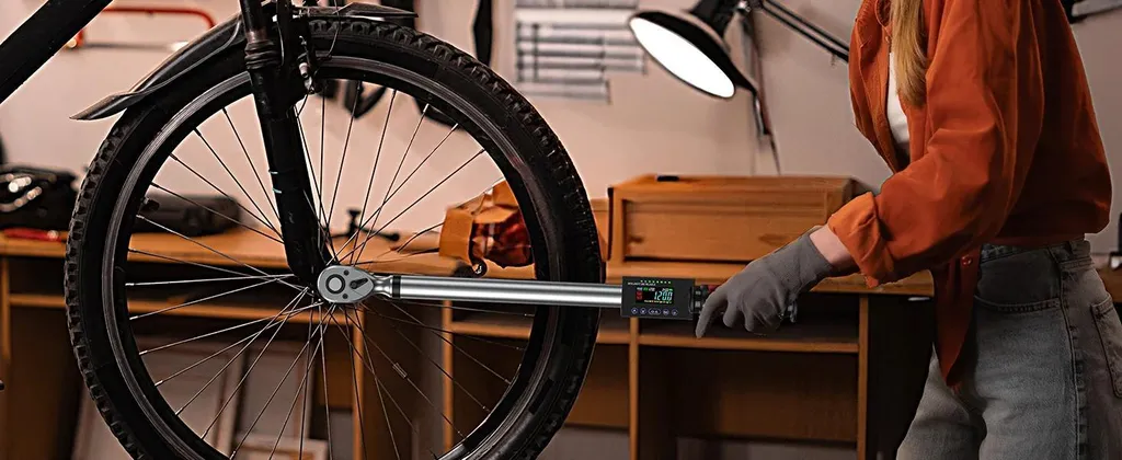 Clé dynamométrique 17-340 Nm numérique avec signal sonore et LED - 11