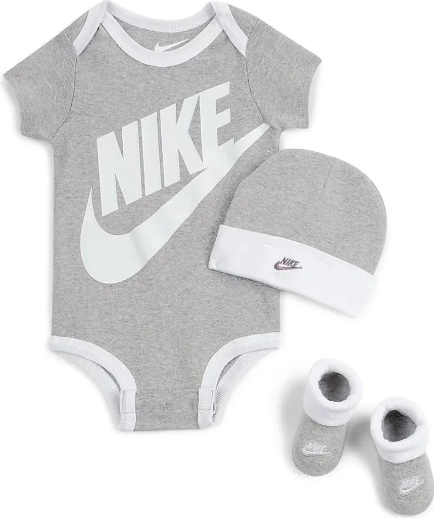 Coffret Nike Bébé Garçon : Body, Bonnet et Chaussons de 0 à 6 mois