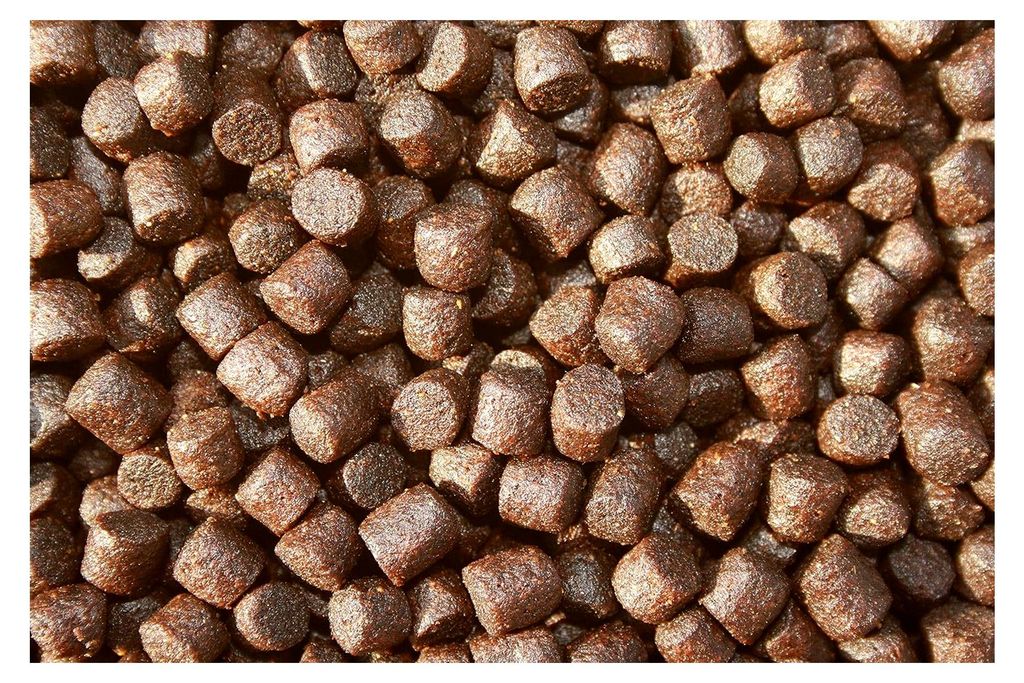 Premium Koifutter für höchste Ansprüche, Tomodachi Koifutter, Power und Condition Schwimmfutter für Koi jeden Alters, 2kg 5mm Koipellets