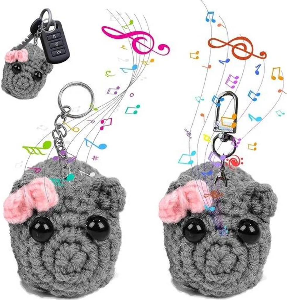 Poupée faite main grise au crochet et peluche sonore interactive