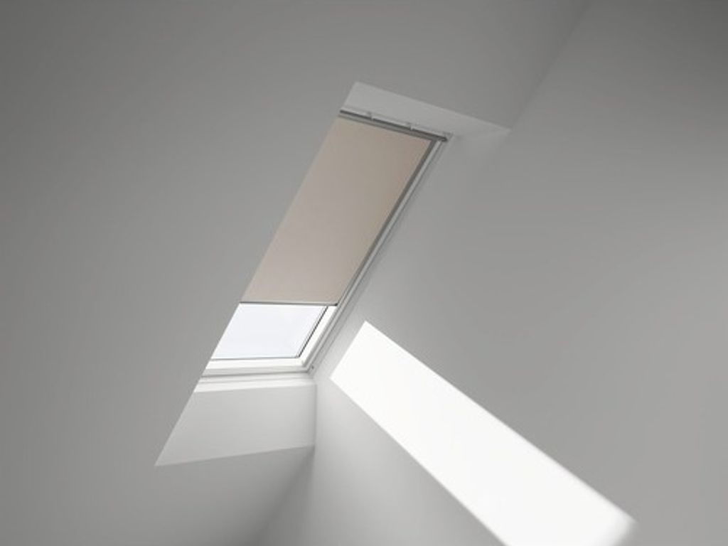 VELUX Verdunkelungsrollo uni sandbeige manuell Rahmen aluminium DKL F08 4556S