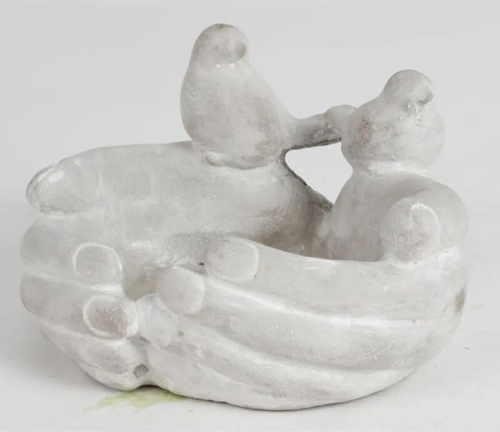 Mangeoire Oiseaux Mains Statue : Solution Déco et Nourrissage pour Jardin