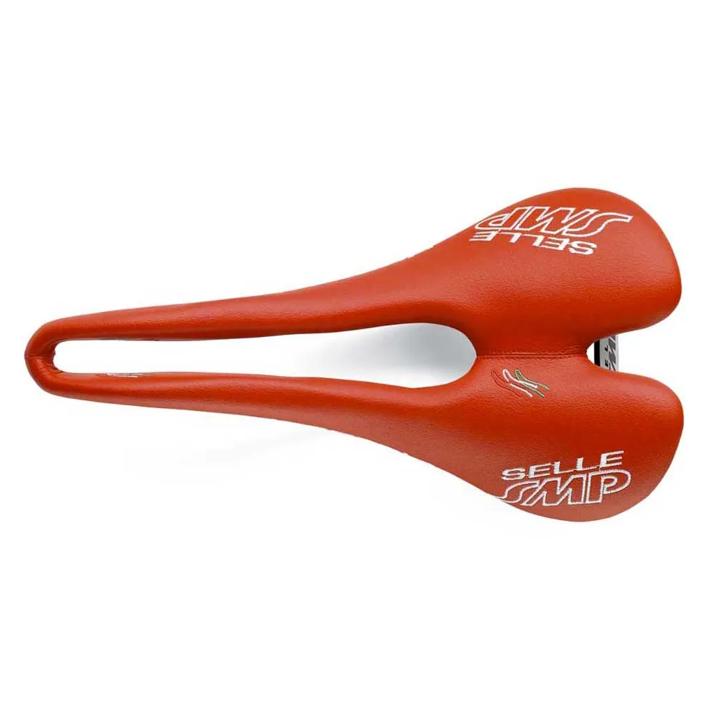 Selle SMP Dynamic Design Ergonomique et Canal Central Ouvert Rouge Pro - 5