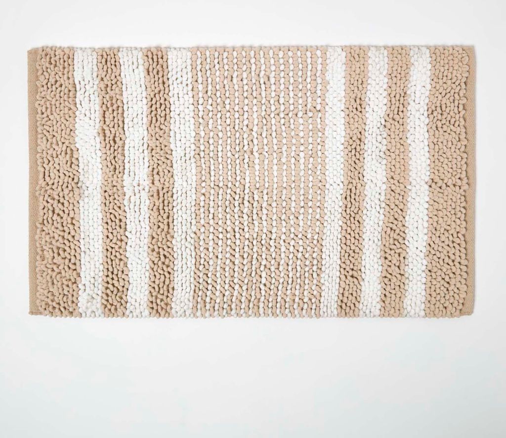 Zum Ende der Bildgalerie springen Zum Anfang der Bildgalerie springen Chenille Badematte beige-weiß gestreift aus 100 % Baumwolle, 50 x 80 cm