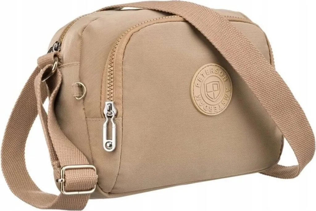 Peterson PTN3305CO71147: La Borsa Must-Have per l'Outfit Perfetto
