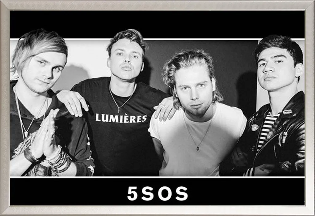 Regalo Fan 5SOS: Poster Incorniciato Shinsuke® Alluminio Argento