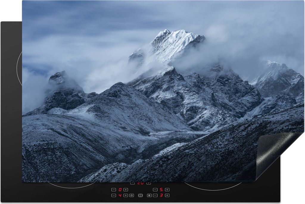KitchenYeah Herdabdeckplatte Weite Sicht auf das Himalaya-Gebirge mit Schnee und Wolken, Nepal , 81x52cm, Küche Deko, Glaskeramikfeld Herdabdeck...