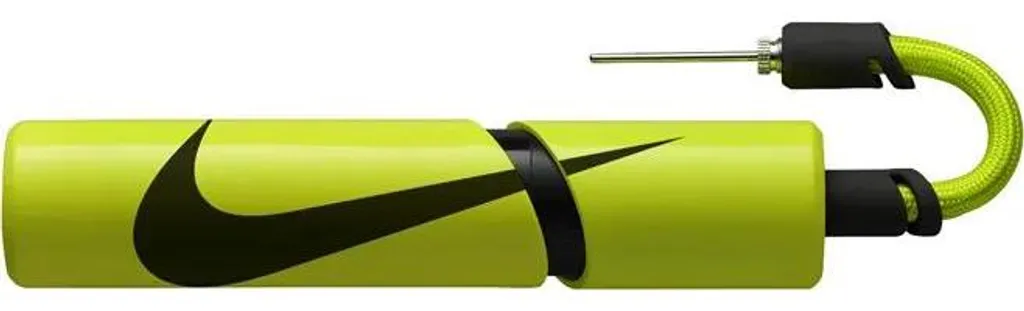 Évitez les Ballons Dégonflés avec la Pompe Nike Essential Noir et Vert