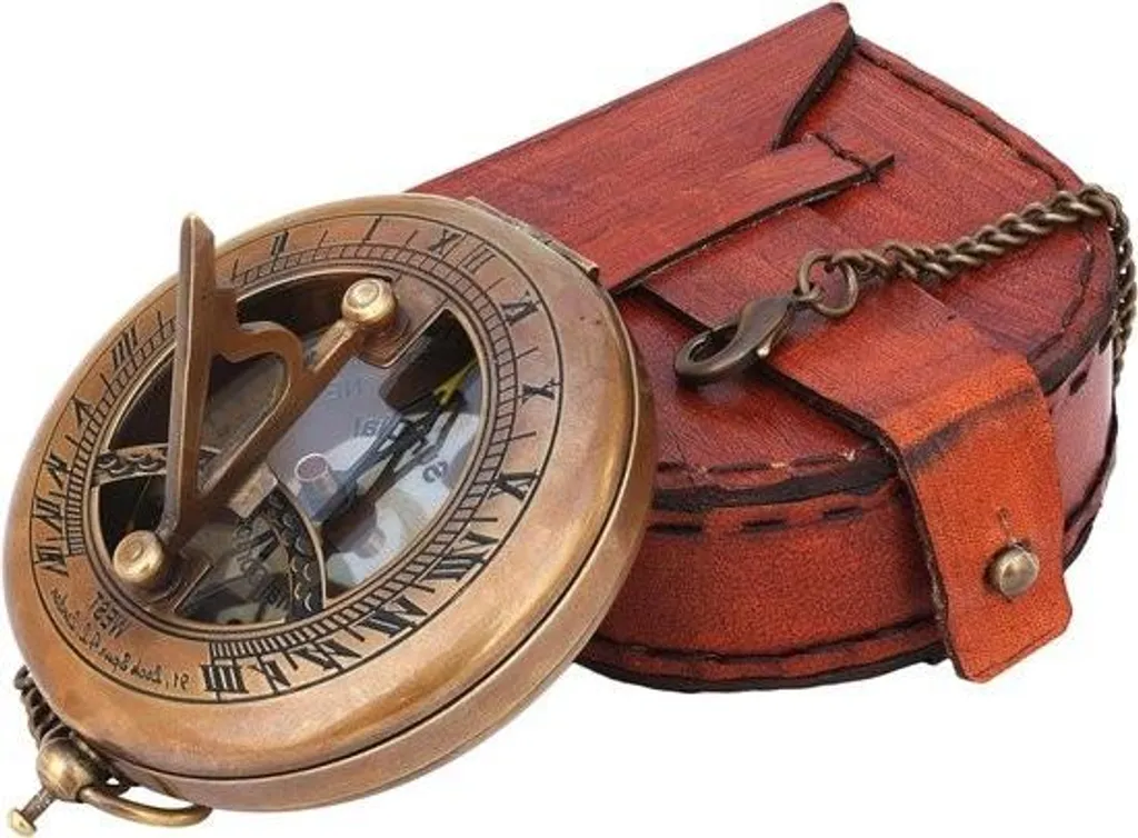 Cadeau unique steampunk : boussole solaire en laiton fonctionnelle