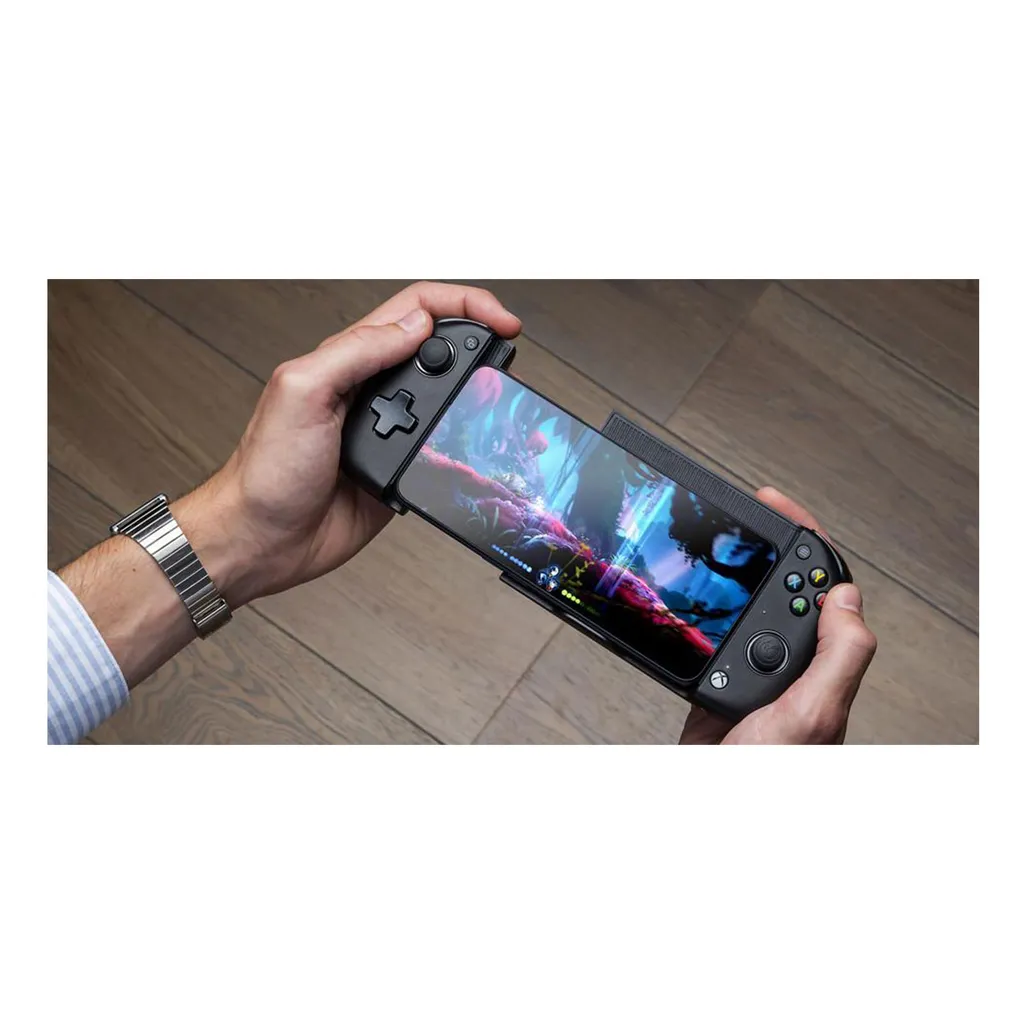 Manette NACON MG-X noire Bluetooth 20h d'autonomie pour gaming sur Android