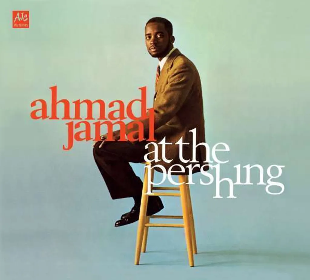 At The Pershing Lounge 1958 Edition Remastérisée Jazz Piano et 2 Titres Bonus