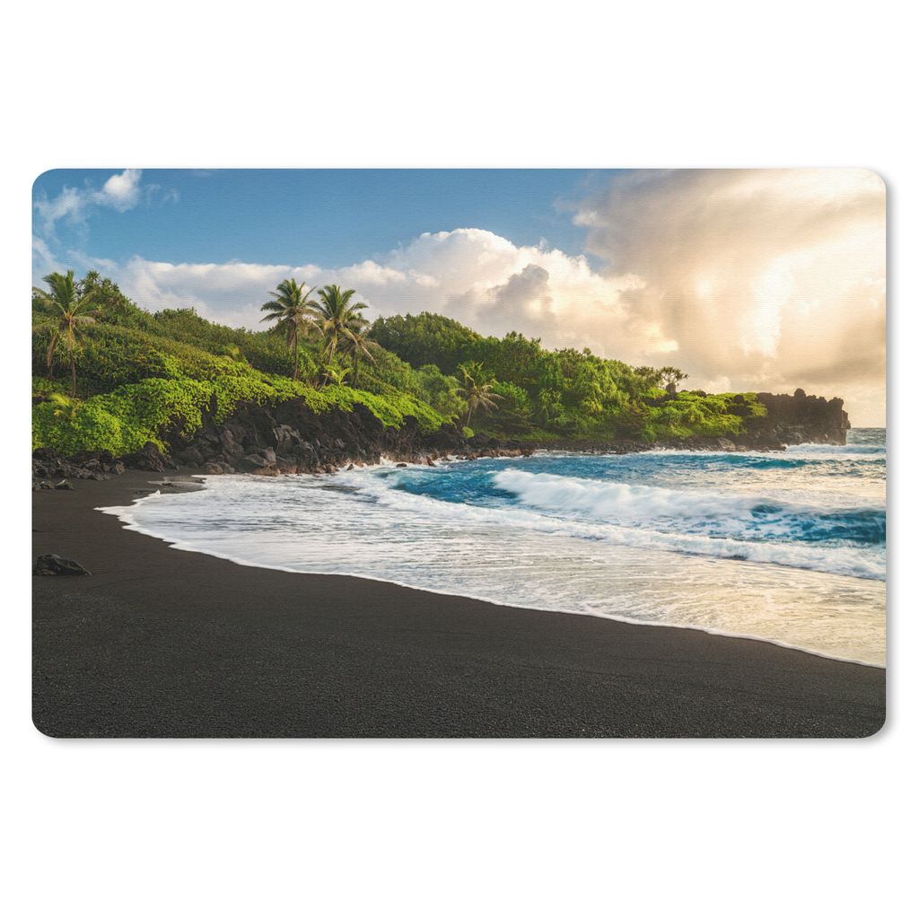 MuchoWow Schreibtischunterlage Ein schwarzer Sandstrand auf Hawaii 60x40 cm - XXL Mauspad - Großes Mauspad