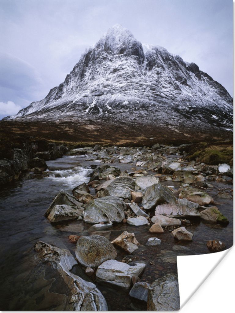 MuchoWow Poster Winterliche Berglandschaft und schöne Flussfelsen in Glen Coe 90x120 cm - Wohnzimmer