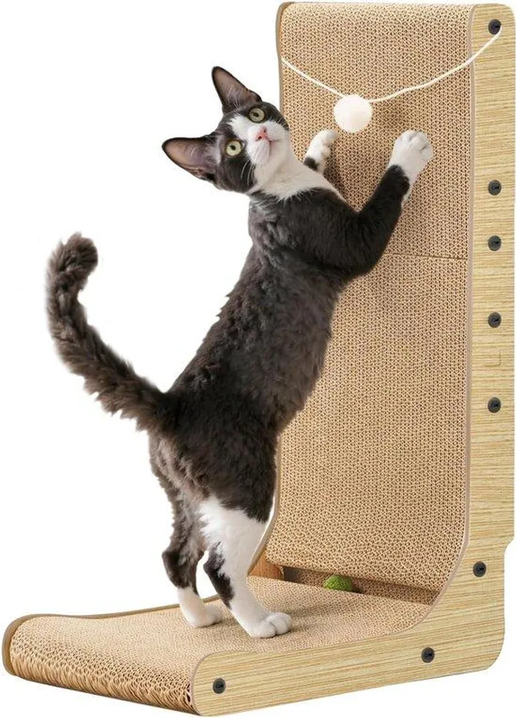 Griffoir pour chats géant 68 cm en L avec boules de cataire et peluche