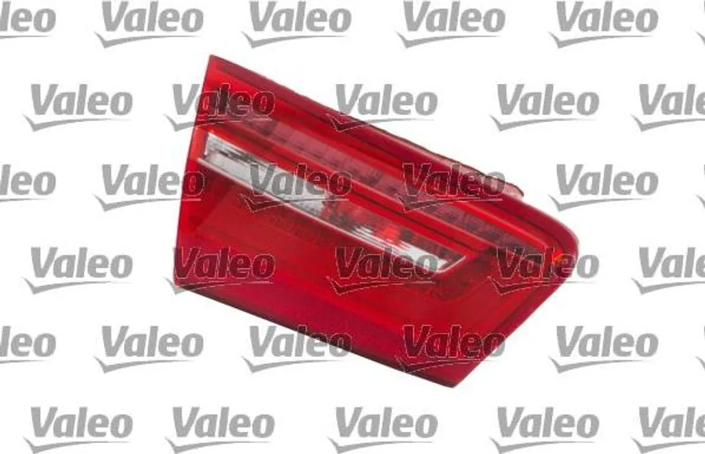 Réparer Feu Arrière Cassé Audi A6 4G avec Valeo 044524 OE 4G5945094A Gauche