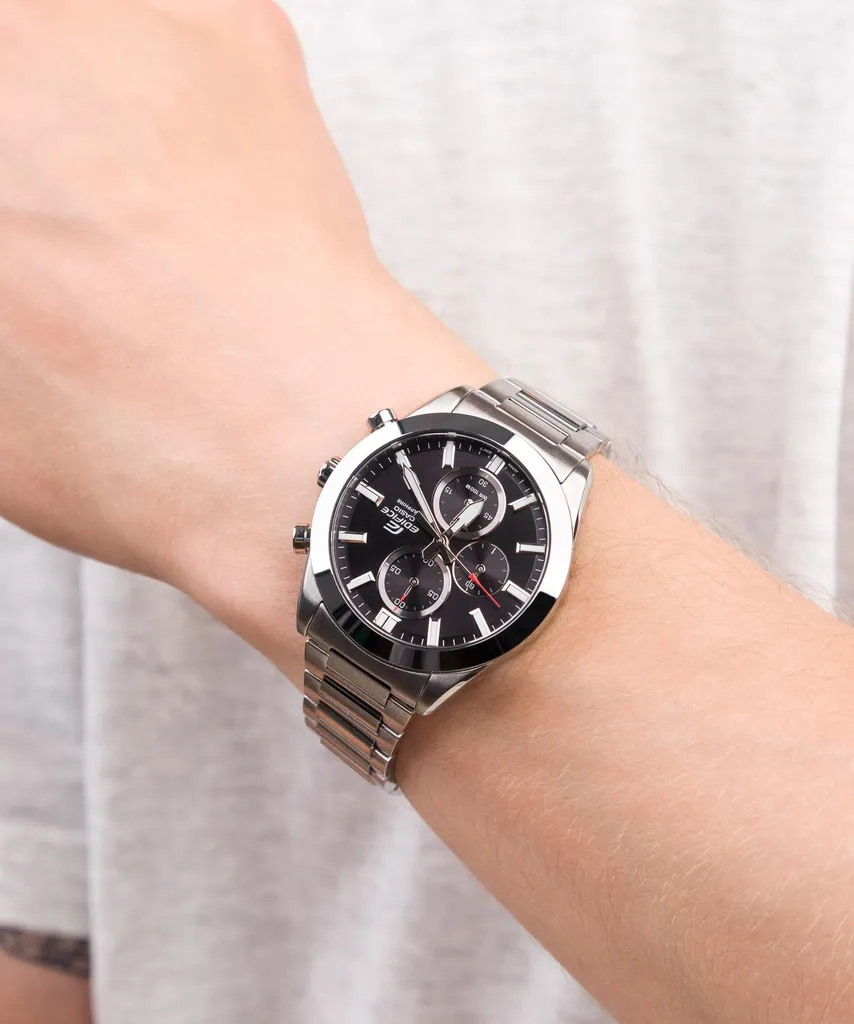 Cronografo Casio EFB-710D-7AVUEF Argento: Stile Urban e Zaffiro - 5