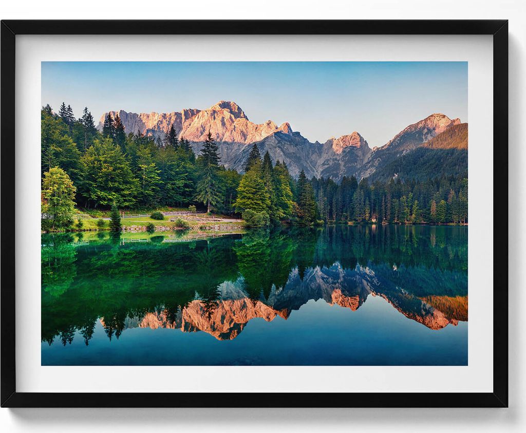 Seelandschaft– Wandbild mit Rahmen – Gerahmtes Bild – Wanddekoration – 80x60 cm – Schwarz Rahmen