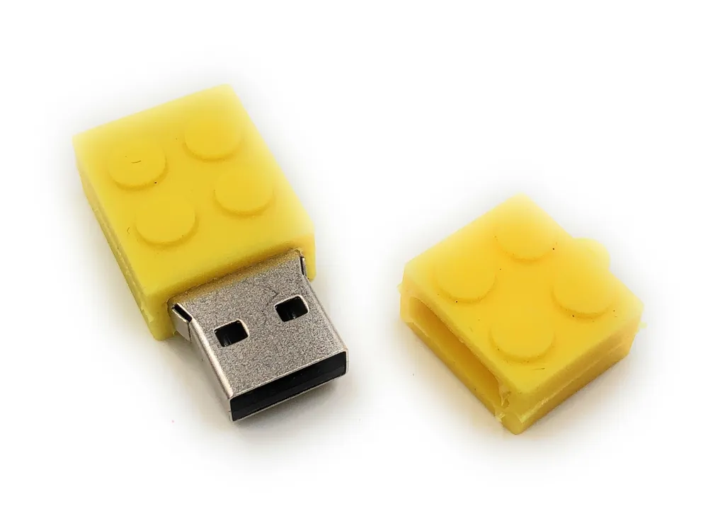 Onwomania Yellow Building Block Toy Funny USB Stick 16 GB USB 3.0 - 2