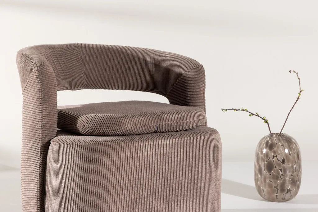 Fauteuil cocktail Laurel Marron - Assise moelleuse et structure robuste