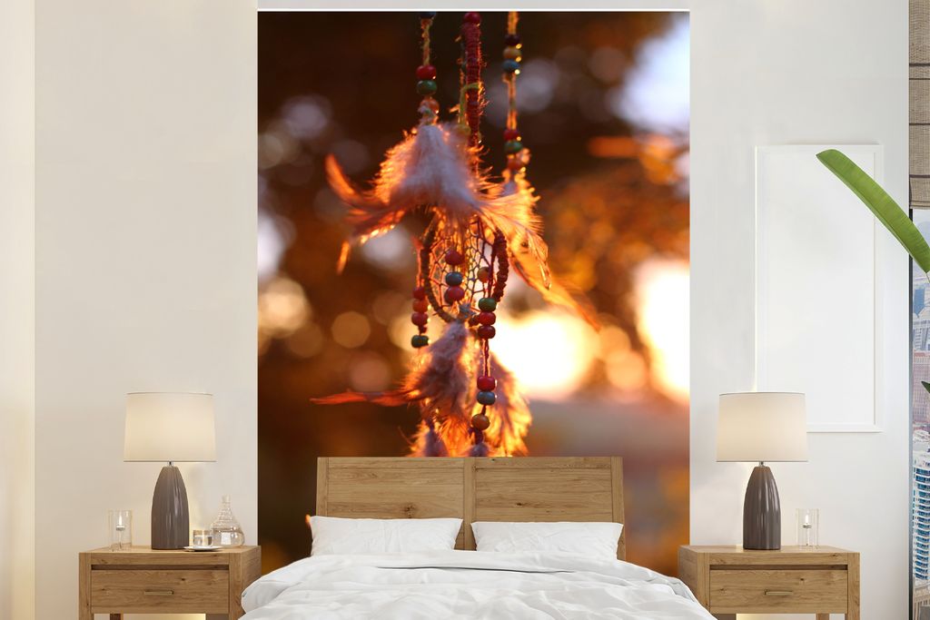 MuchoWow Fototapete für Wohnzimmer oder Schlafzimmer Wandtapete Vinyl Motivtapete Ein Traumfänger bei Sonnenuntergang - 155x240 cm - Tapete