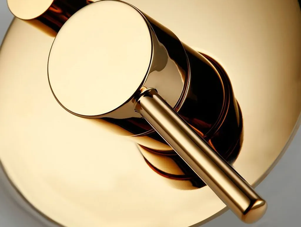 Ensemble de douche encastrable doré Rea Lungo pour salle de bain