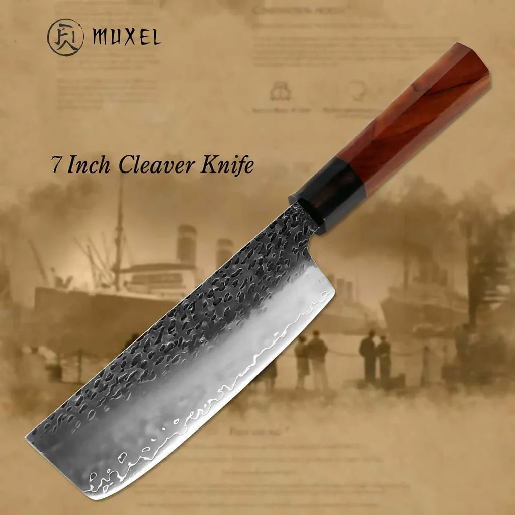 Coltello Nakiri Professionale: Manico Ottagonale e Acciaio Giapponese