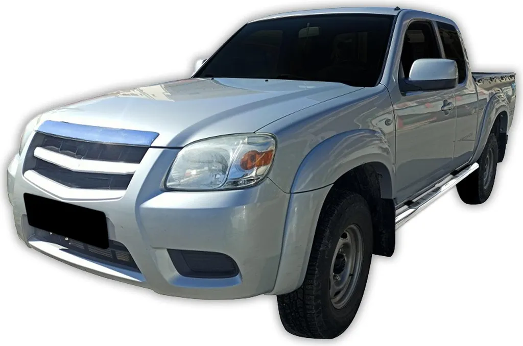 Marche-Pieds Mazda BT-50 2006-2012 Solution Accès Sécurisé et Protection - 3