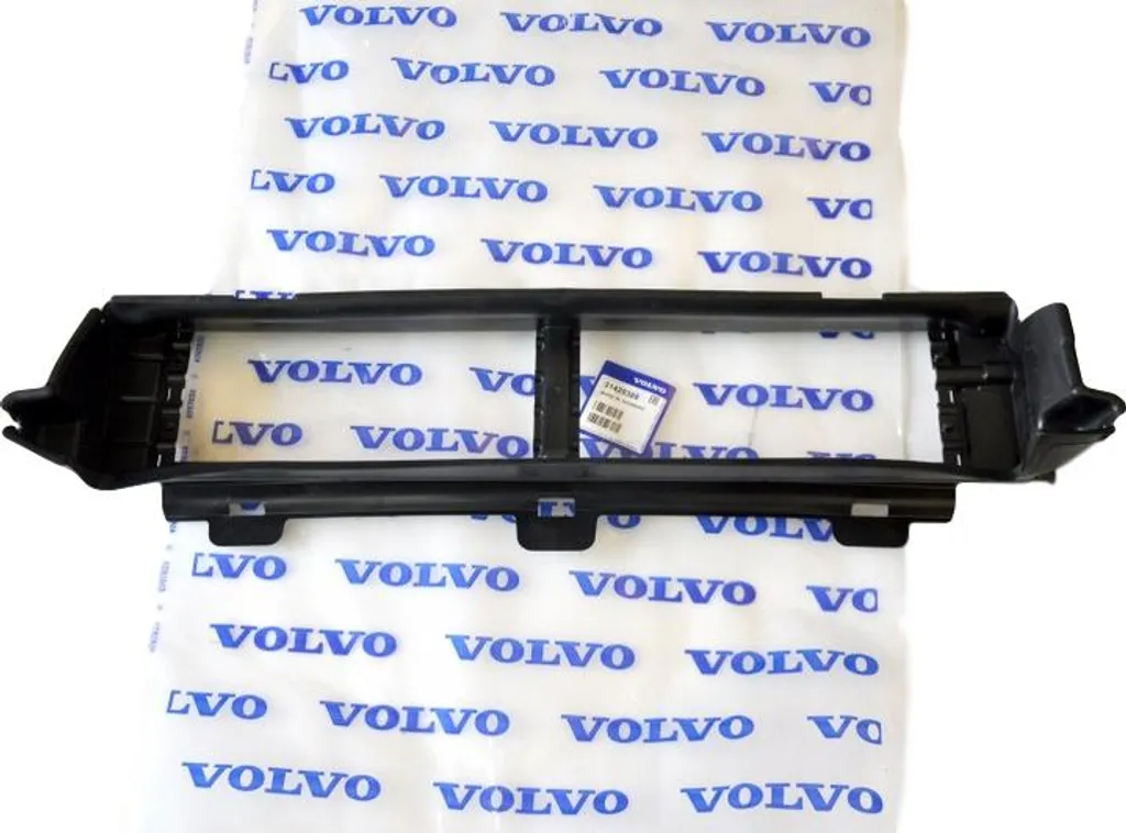 Guide d'entrée d'air inférieur pour Volvo XC60 II référence 31425369