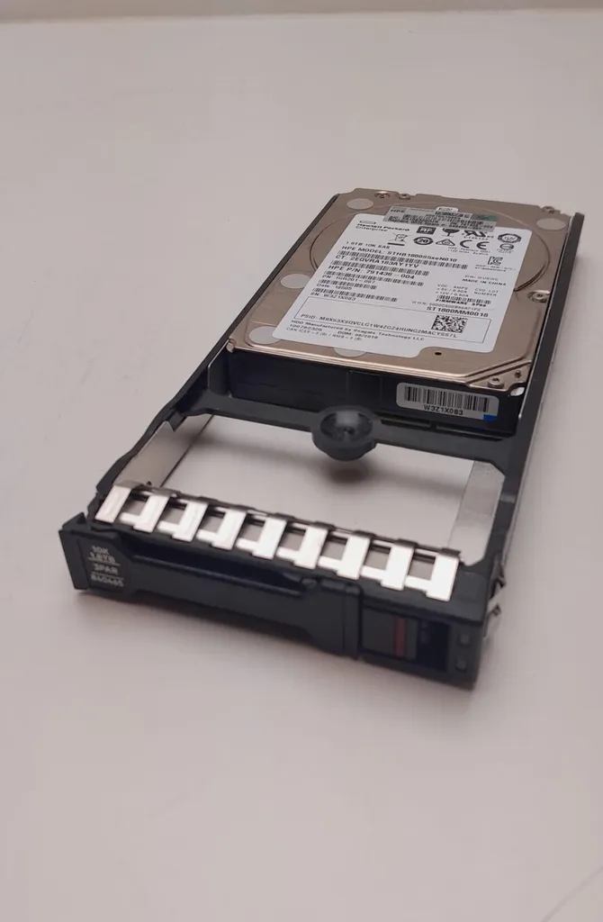 Disque Dur HPE 3PAR StoreServ 20000 1.8 TB SAS 10K SFF 840465-001