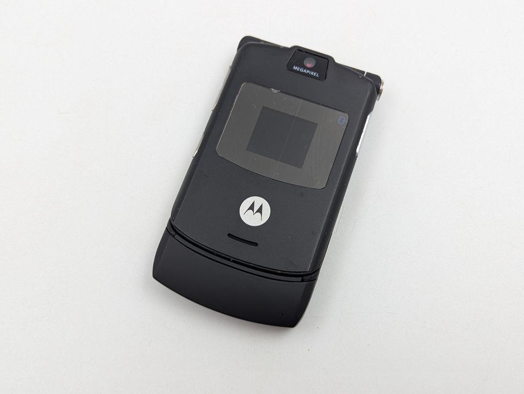 Motorola Moto Razr V3 | Le téléphone pliable culte Image du produit 
