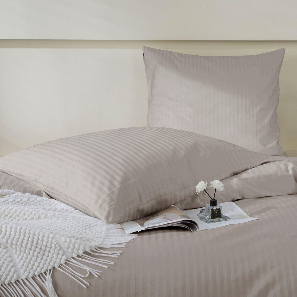 Adamaszek Kissenbezug 70x80 cm Taupe – 100% Baumwollsatin, Reißverschluss