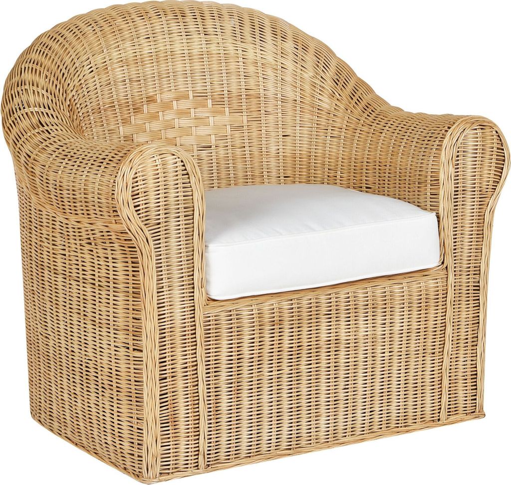 BELIANI Gartensessel Naturfarben Rattan Geflochten mit Weißen Kissen Armlehnen Boho Möbel Outdoor Indoor Garten Terrasse Ausstattung Sitzmöbel