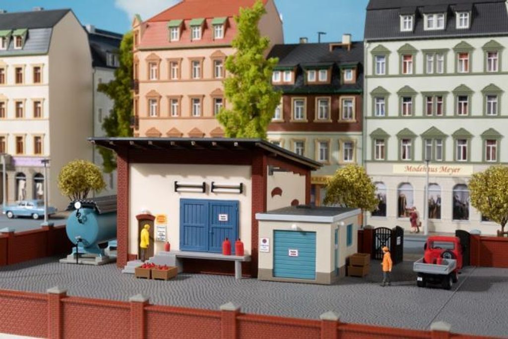 Auhagen Propangasstation 13351