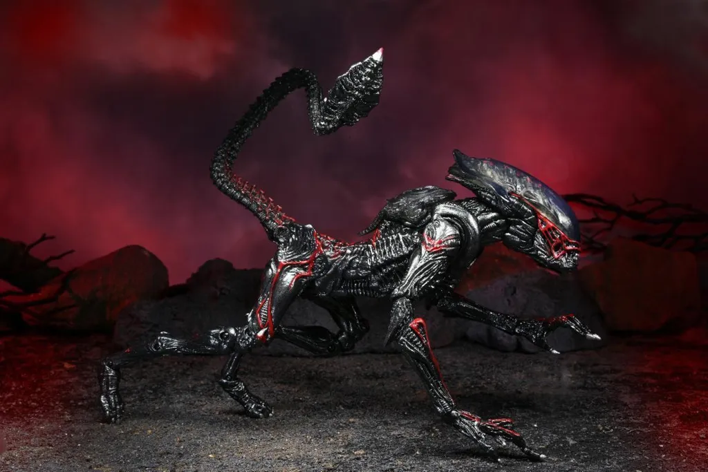 Alien Night Cougar NECA Kenner Tribute avec queue flexible de 23 cm - 3