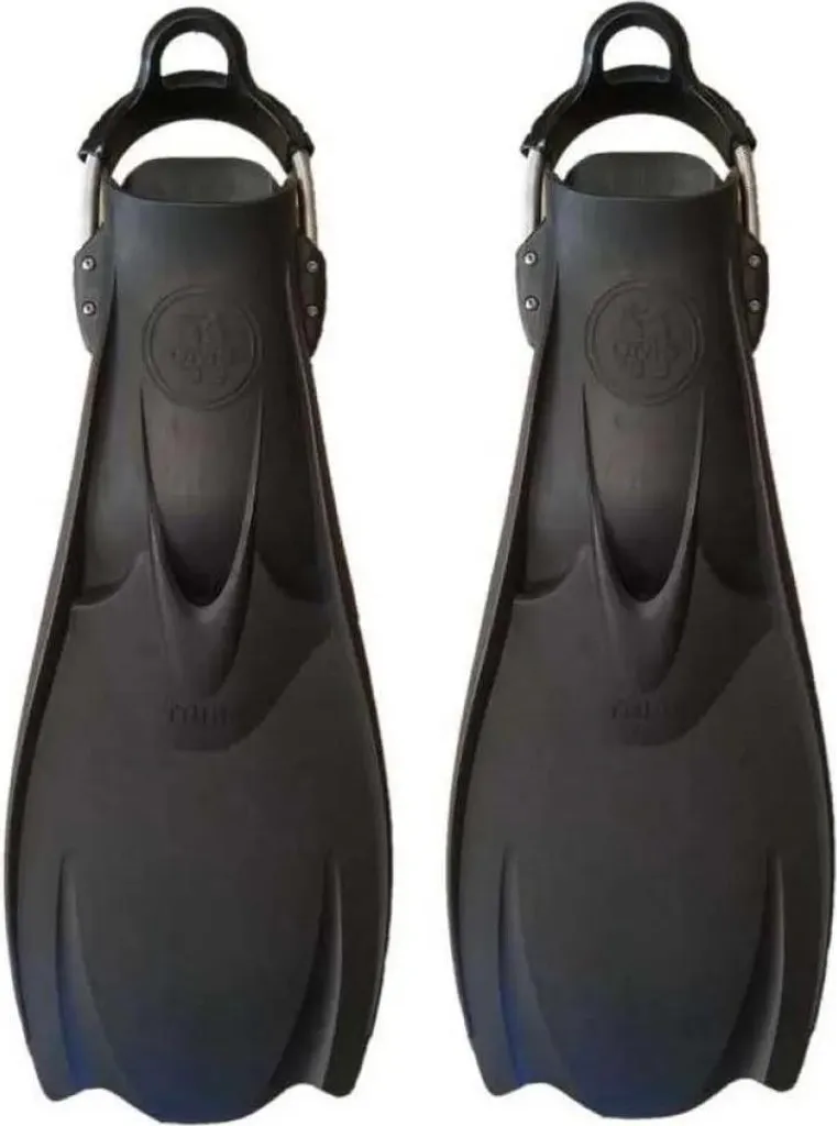Palmes de plongée anti-crampes OMS Tribe Noir XL - Ergonomie sous-marine