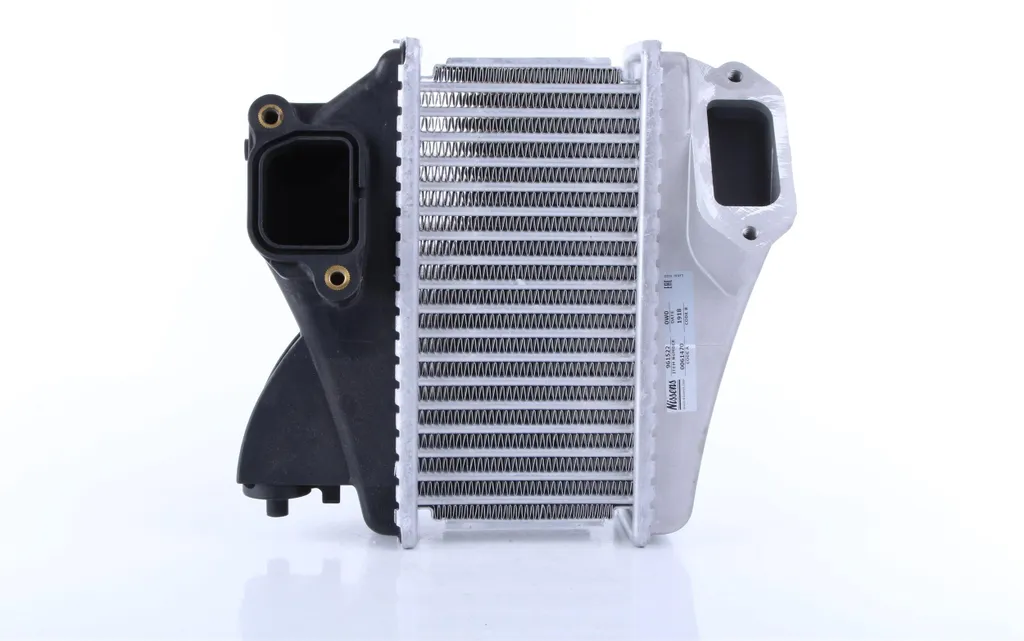 Échangeur Turbo Honda HR-V RU : Intercooler Nissens 961522 Fiabilité