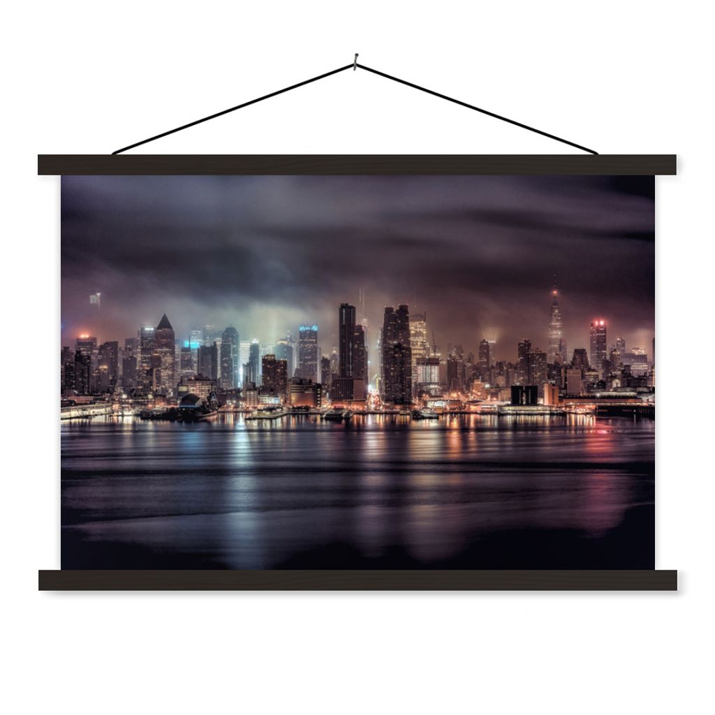 MuchoWow Textilposter New York - Sturm - Skyline 150x100 cm mit schwarzem Rahmen - Schlafzimmer