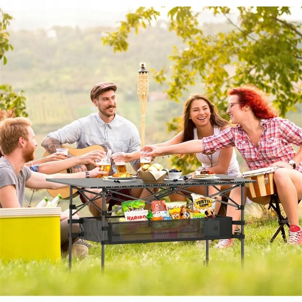 Table de camping stable et portable : finis les repas encombrants au sol - 11
