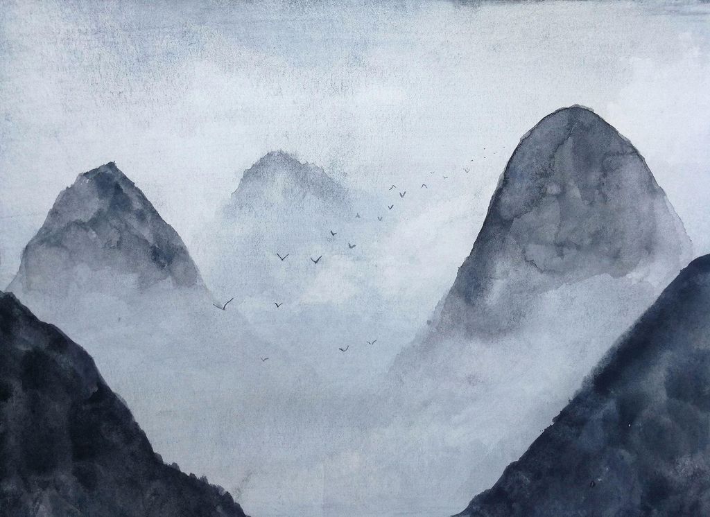 Aquarell Fototapete mit Berglandschaft | Graue Fototapete Berge im Nebel in Wasserfarben Optik | Kunst Tapete ideal für
