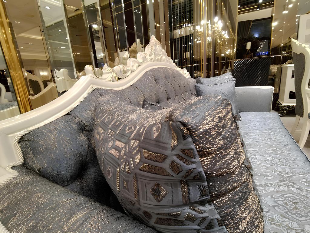 Designer Sofa Moderner 3 Sitzer Sofa s Wohnzimmer Sofa Neu