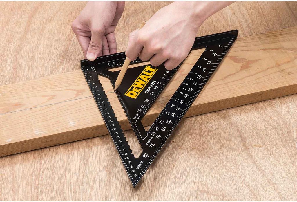 DEWALT Speed Square-Anschlagwinkel 30cm DWHT25228-0