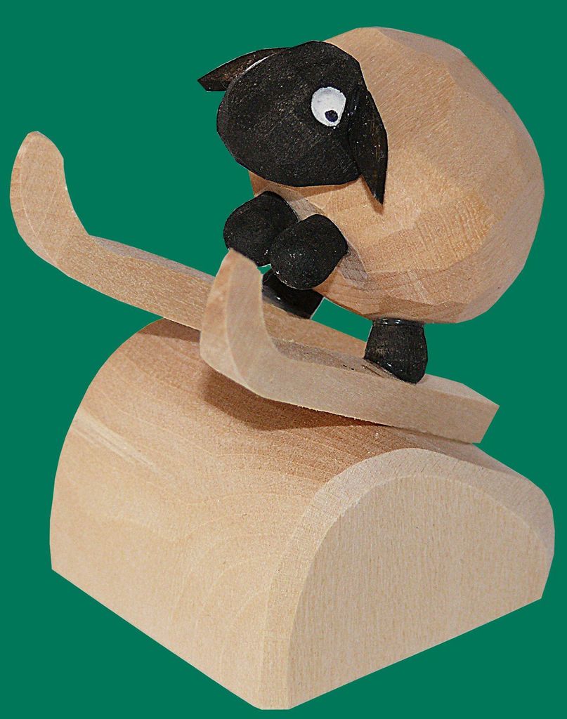 Holzfigur Schaf Skispringer hell Höhe 7cm NEU