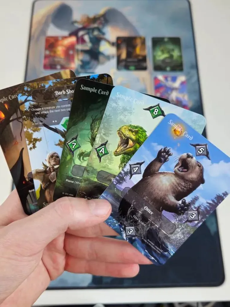 Jeu de cartes à collectionner Neverrift Starter Kit avec plateau de jeu