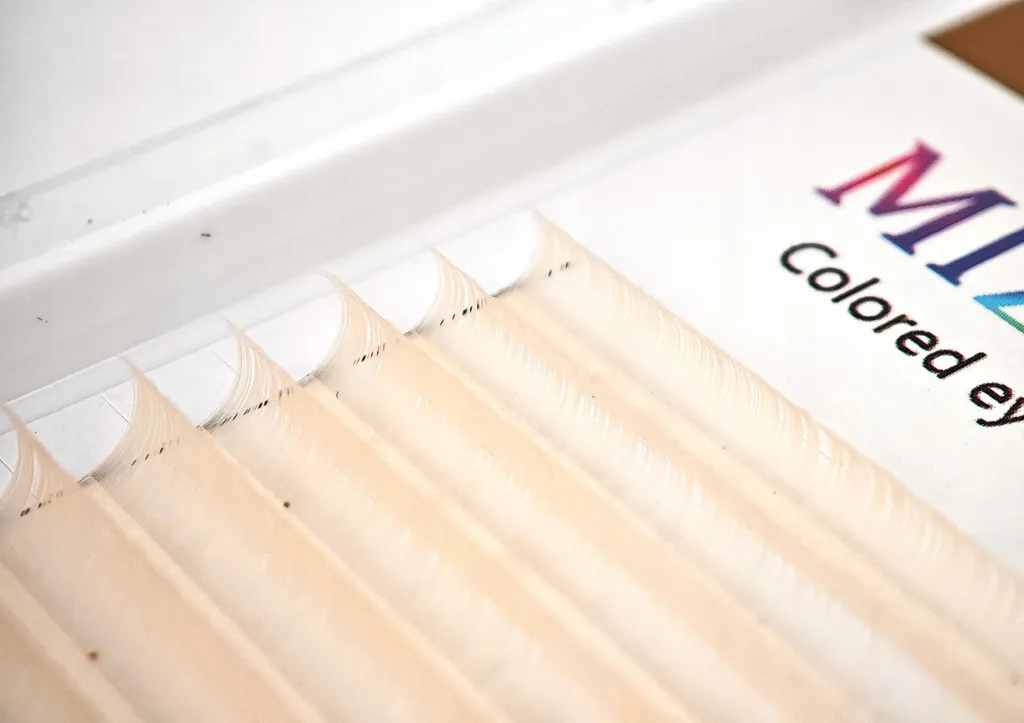 Ciglia colorate 8-13 mm, Curl D, 12 strisce, BEIGE - 6