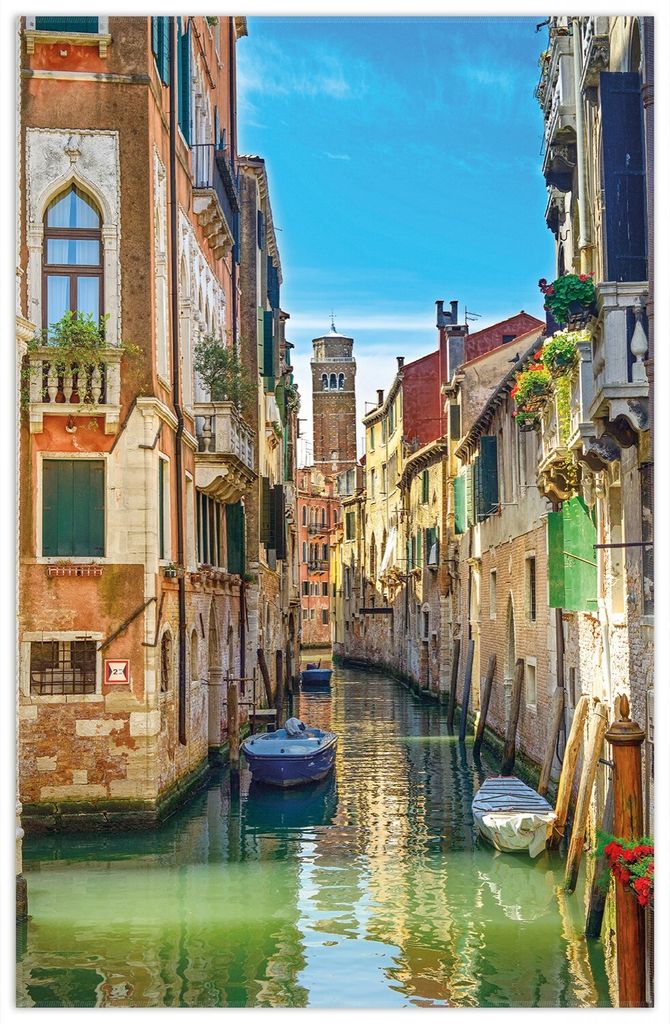 Wallario Premium Teppich, Größe 90 x 140 cm, Urlaub in Venedig Kanal zwischen bunten Häusern